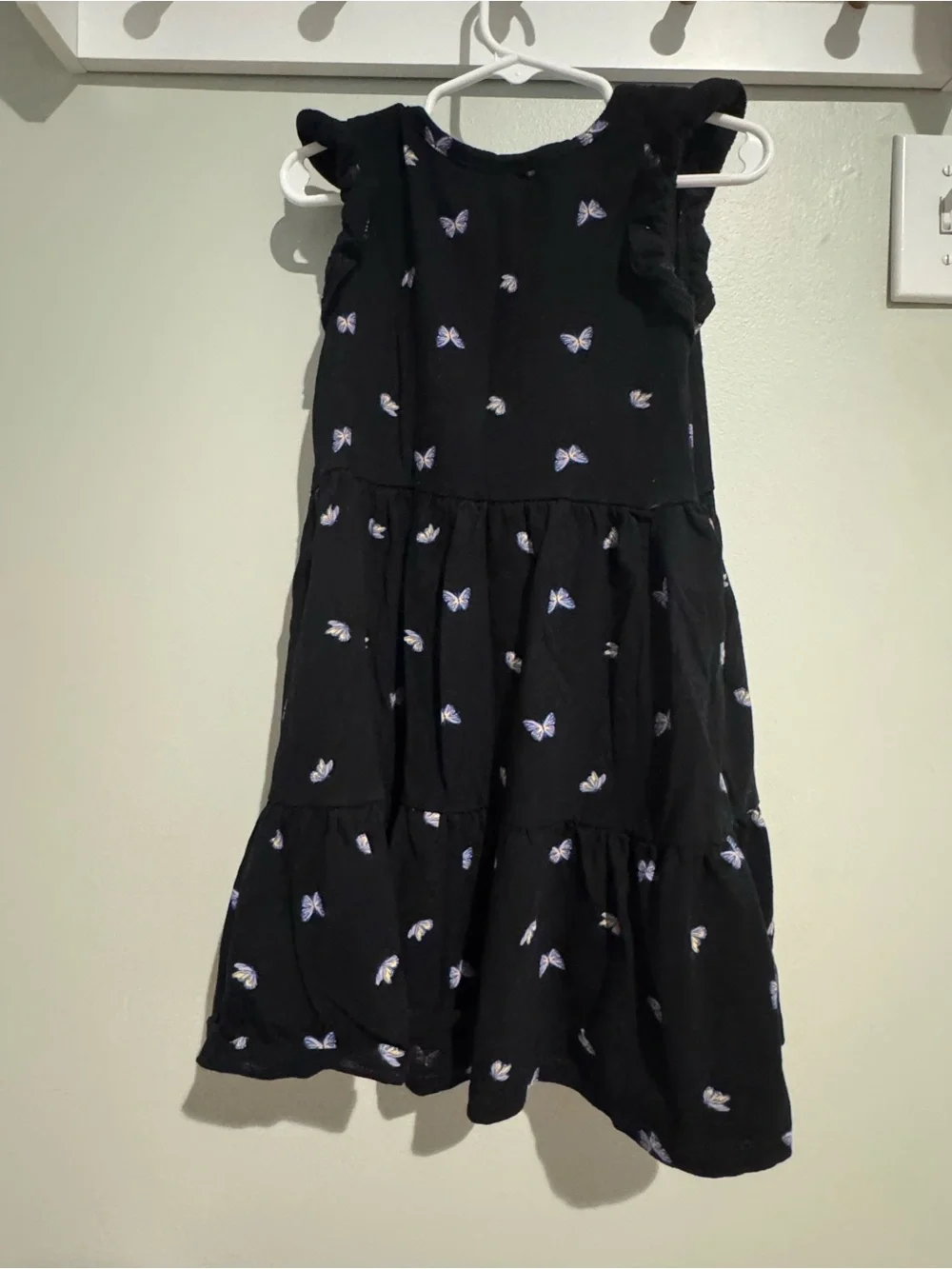 black low cut long sleeve dress Cut-Out Open Front Sleeves Mini OLD MONEY Linen Pants (SIZE):48 This dress features a top and skirt co ord J215052 Jade Tiffany Chiffon